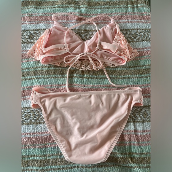 ** 3 for $20!
Xhilaration Pink Ruffle Bikini 👙 - Picture 2 of 5